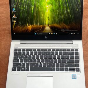 LAPTOP HP ELITEBOOK CORE I5 8TH GÉNÉRATION 512SSD ET 16GB RAM.